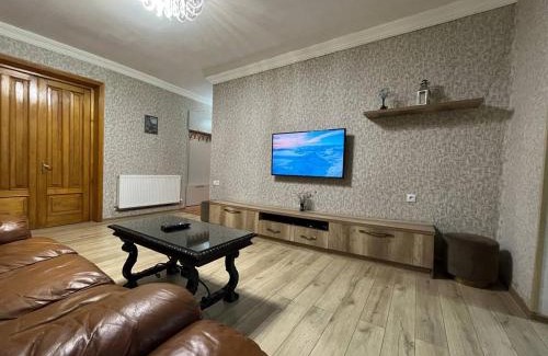 Saburtalo Apartment | Tbilisi Apartment Genatsvale