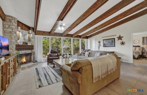 New Braunfels Apartment | TBM 224 T Bar M Retreat
