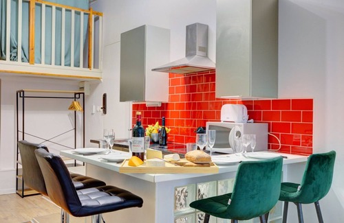 Strasbourg -Saint-Denis Apartment | TBS 108 - Superb modern apartment with balcony