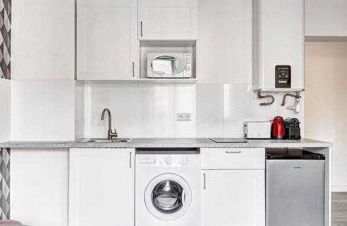 Montreuil Apartment | TBS 134 - Cozy Apartment in Bagnolet