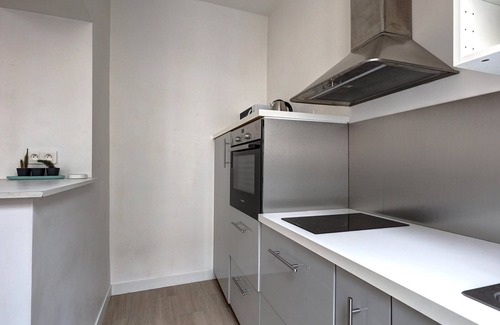 Quartier du Faubourg-Montmartre Apartment | TBS 195 - Nice suite in Faubourg Montmarte area