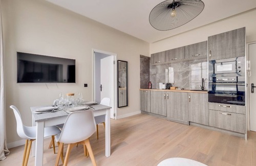 12th Arrondissement Apartment | TBS 58 - Bright and spacious apartment in Paris