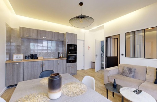 12th Arrondissement Apartment | TBS 58 - Bright and spacious apartment in Paris