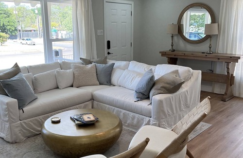 Fort Worth House | TCU Game Day Base: 1.2mi - Ping Pong + Fire Pit
