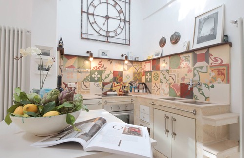 Centro Storico House | TD Casa Altomare w/Terrace Over Historic Center