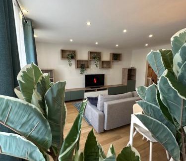 Quartier Saint-Ambroise Apartment | TD HOUSE
