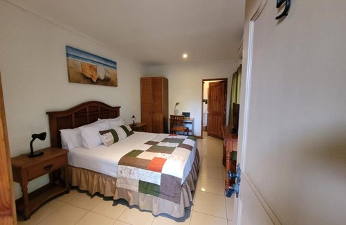 Hanga Roa House | Te Ariki - Adults Only