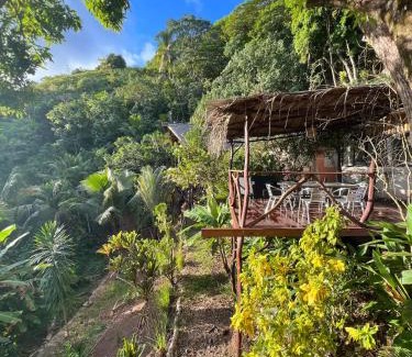 Vaira'o Other | Te Ava Rahi Lodge