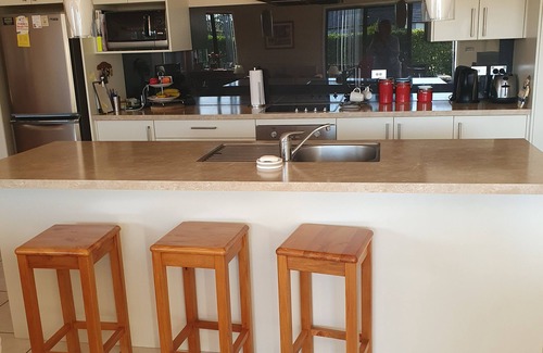 Napier House | Te Awa Retreat Napier. Spacious family home close to Napier Boys High. nnnnn