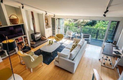 Onetangi House | Te Kereru, Onetangi