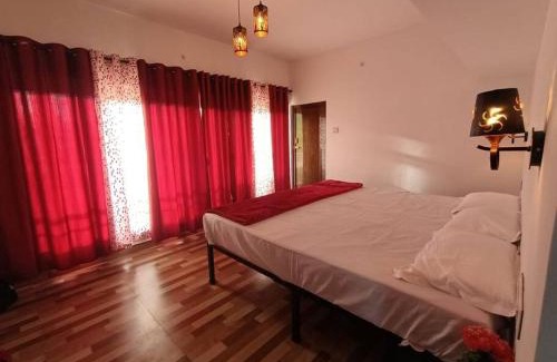 West Mere House | Tea Estate view stay