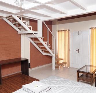Wellington Bed & Breakfast | Tea Leaf Stays by Brown Tree Resorts