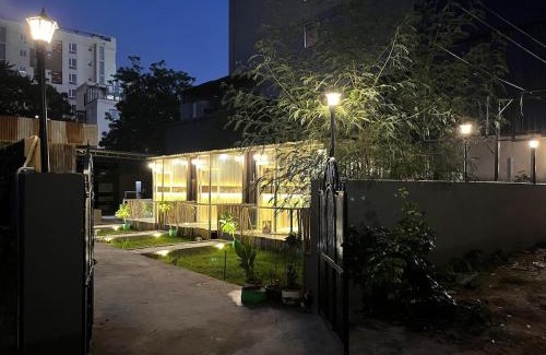 Sanganer Apartment | Tea & Tales Hibiscus