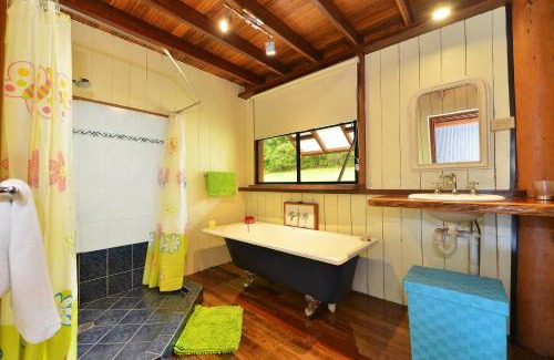 Diwan House | Tea Tree Cottage