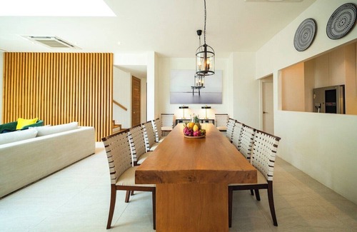 Choeng Thale House | Teak 5 Bedroom Luxurious Pool Villa, Bangtao Beach