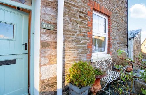 Polruan House | Tean