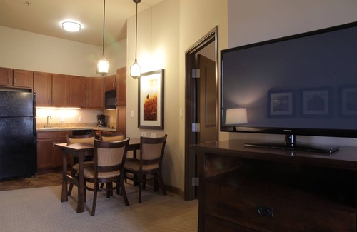 Watford City Hotel | Teddy's Residential Suites Watford City