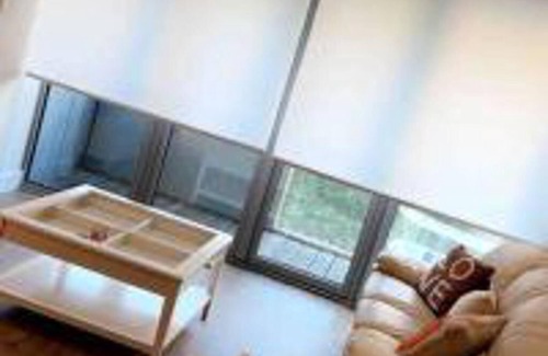 Canning Town Apartment | Tee Sweetlux Apartment In Canning Town