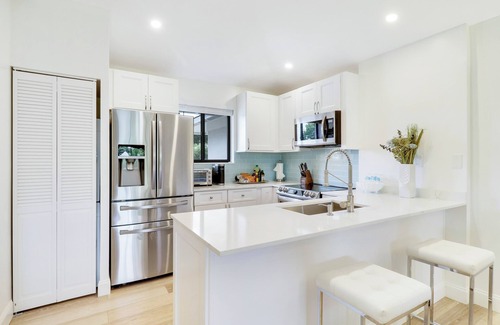 Palm Beach Gardens Cottage | Tee Time Retreat