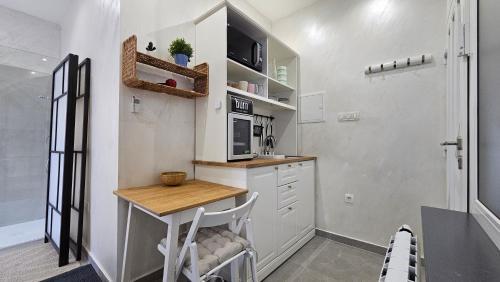 Ljubljana Apartment | Teeny tiny