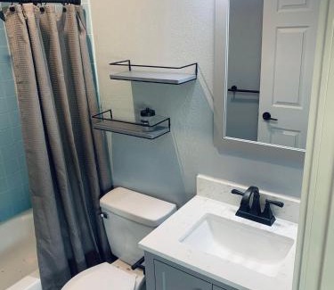 Roscommon Apartment | TeePee Room 7- Newly Renovated