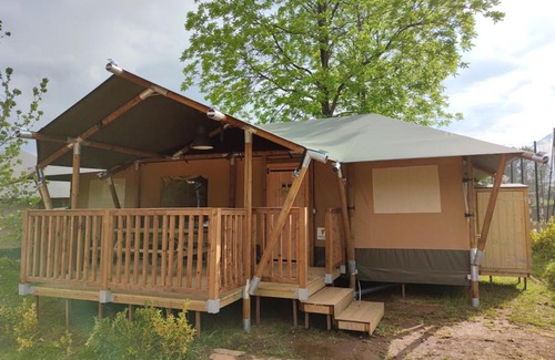 Arzua Other | TEIRABOA BASE CAMP