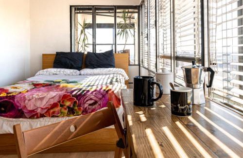 Las Acacias Apartment | Tejado de Antigua Fábrica Industrial en Acacias