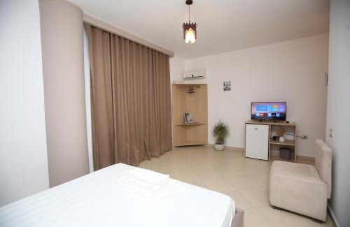 Vlore Apartment | TekB Rooms & Apartments
