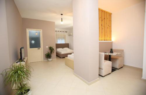 Vlore Apartment | TekB Rooms & Apartments