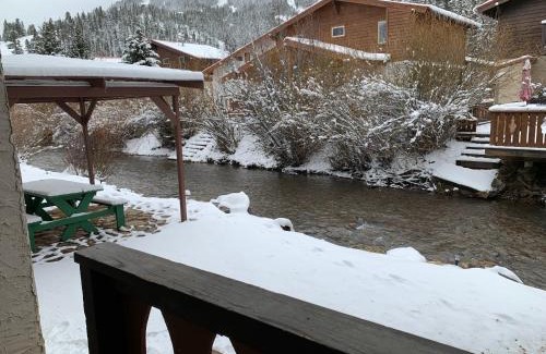 Red River Apartment | Telemark 4 Townhouse On The River