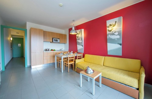 Sestriere Apartment | Teleo 105 Ski In - Ski Out 50m