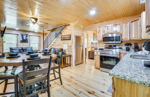 Tellico Plains Cabin | Tellico River Cabin w/Game Room & Fire Pit!