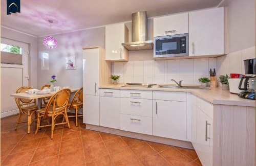 Ahlbeck Apartment | Tema 14