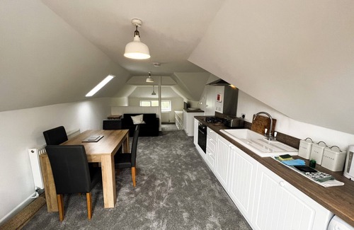 Freshwater Bay Apartment | Temperance