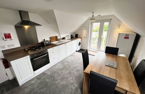 Freshwater Bay Apartment | Temperance