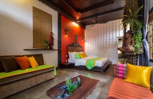 Sangkat Sla Kram Villa | Temple Art House With Private Pool