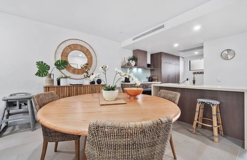 Palm Cove Apartment | Temple Palm Cove Apt 305 offers luxury beach accommodation in Palm Cove