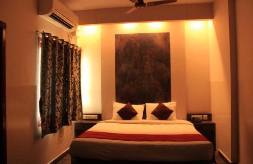 Kumbakonam Hotel | Temple Stays - Friendliness & Cleanliness Room