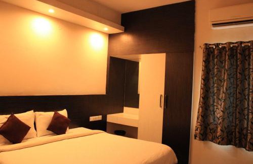 Kumbakonam Hotel | Temple Stays - Friendliness & Cleanliness Room