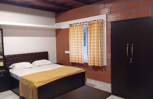 Sringeri Hotel | Temple View Homestay