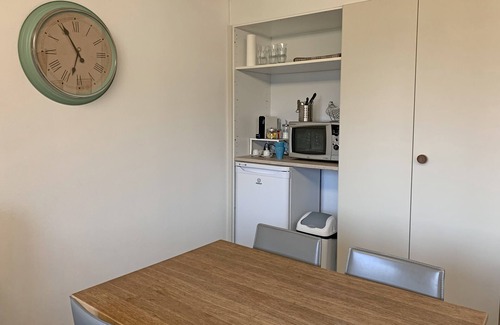 Magliaso Apartment | Temporary Home with lake view, relaxation in the Ticino sun.