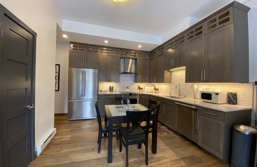 Frisco Condo | Ten mile creek condo in Frisco. Easy access to ski shuttle.