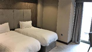 Belfast Central District Hotel | Ten Square Hotel