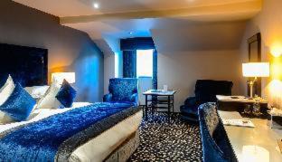 Belfast Central District Hotel | Ten Square Hotel