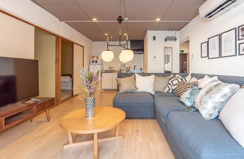 Nishinari Apartment | Tenka Chaya 3 minutes on foot 2LDK 46 Desig - 206/Osaka Ōsaka
