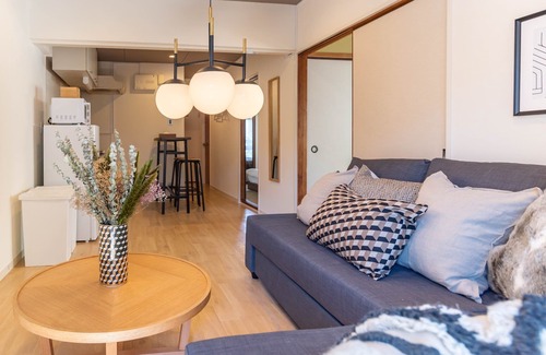 Nishinari Apartment | Tenka Chaya 3 minutes on foot 2LDK 46 Desig - 102/Osaka Ōsaka