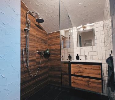 Siklos House | Tenkeshegyi Házikó