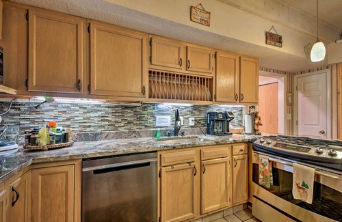 Chattanooga Cabin | Tenn River Cabin w/Hot Tub - 10 Mi to Chattanooga