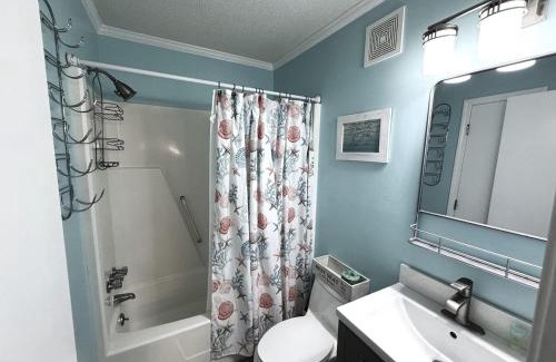 Folly Field House | Tennis Villa F14 - Beach And Pool