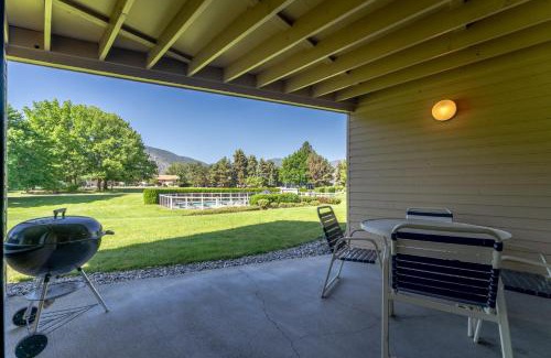 Wapato Point Apartment | Tennis Village at Wapato Point Resort